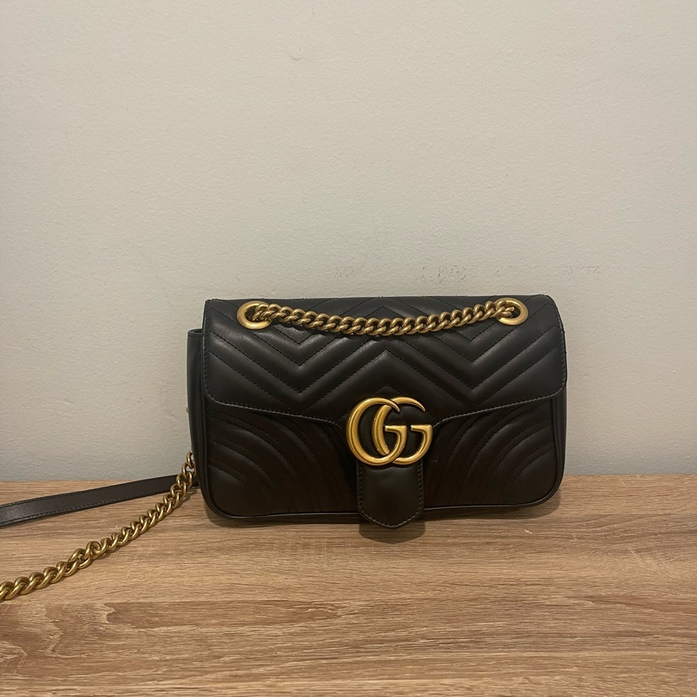 GG Marmont small matelassé shoulder bag - Black